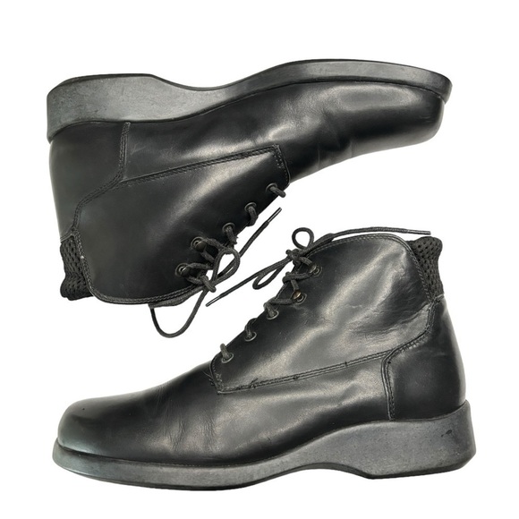 LL Bean Black Smooth Leather Lace-Up Combat Ankle Boots Sz 6.5 Made in Portugal - Picture 13 of 13